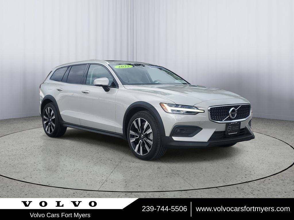 2022 Volvo V60 Cross Country T5 — Wagon — 26,937 mi — Fort Myers, FL