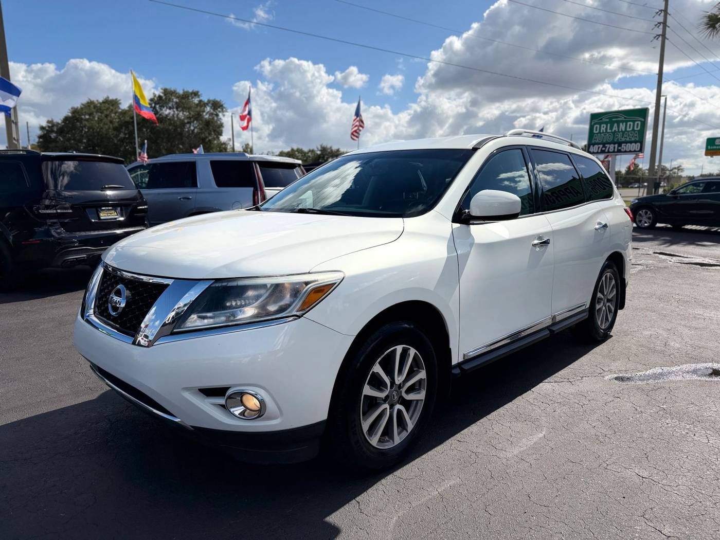 2014 Nissan Pathfinder SL — SUV — 175,491 mi — Orlando, FL