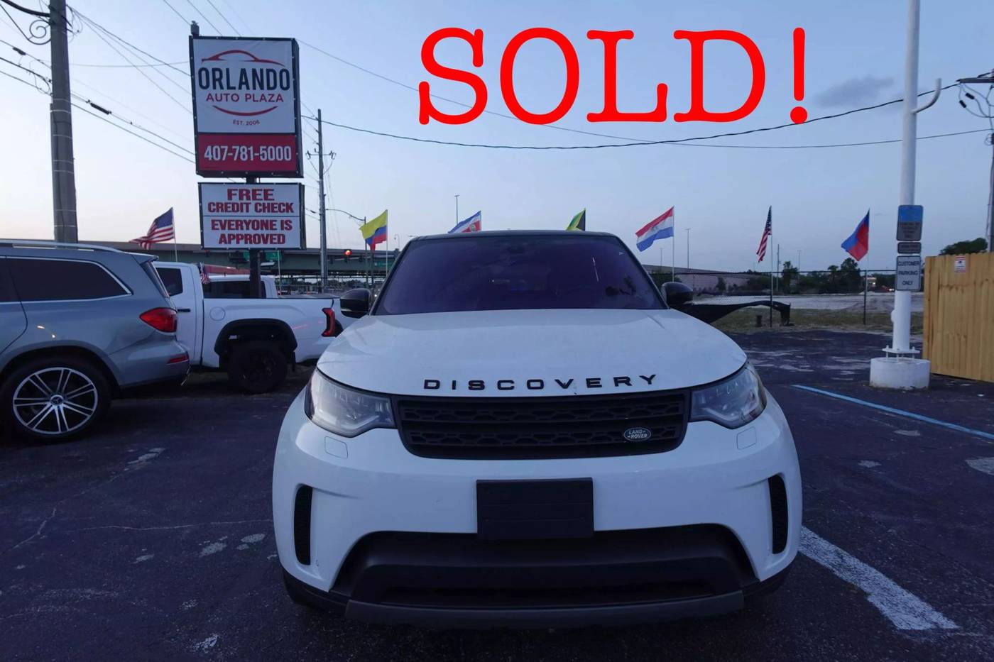 2019 Land Rover Discovery SE — SUV — 76,563 mi — Orlando, FL