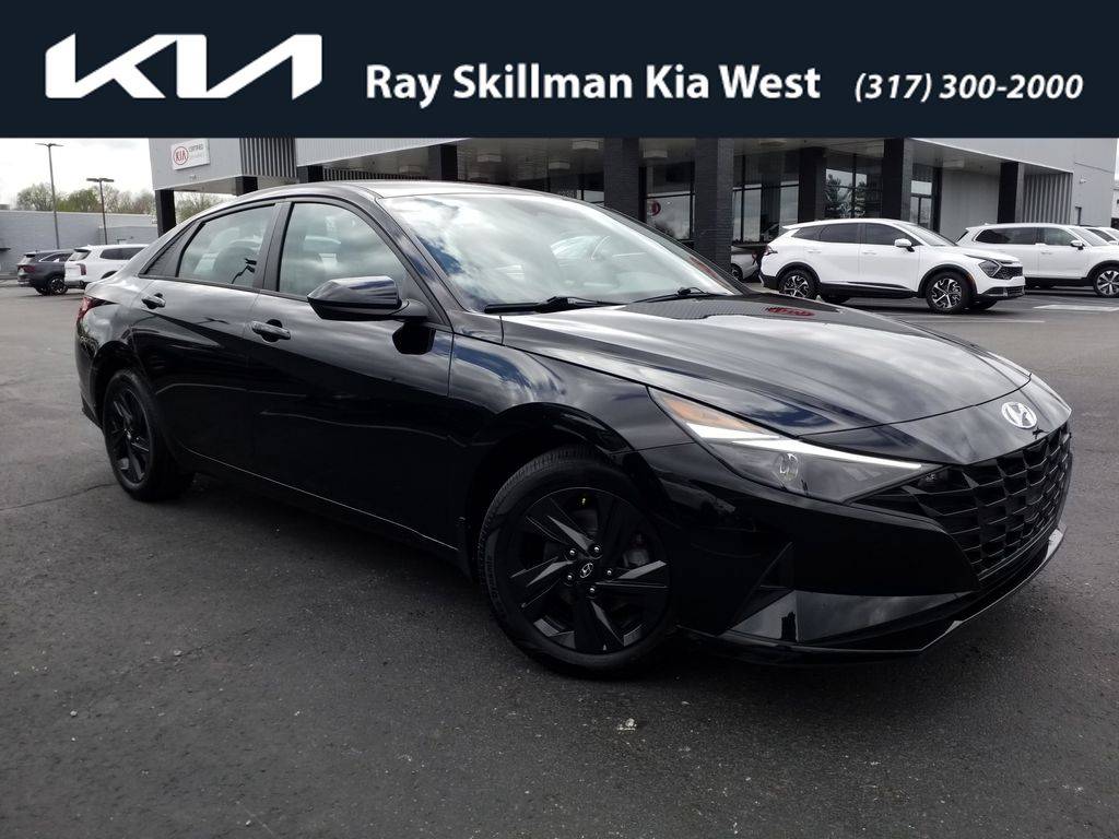 2022 Hyundai Elantra SEL — Sedan — 41,926 mi — Indianapolis, IN
