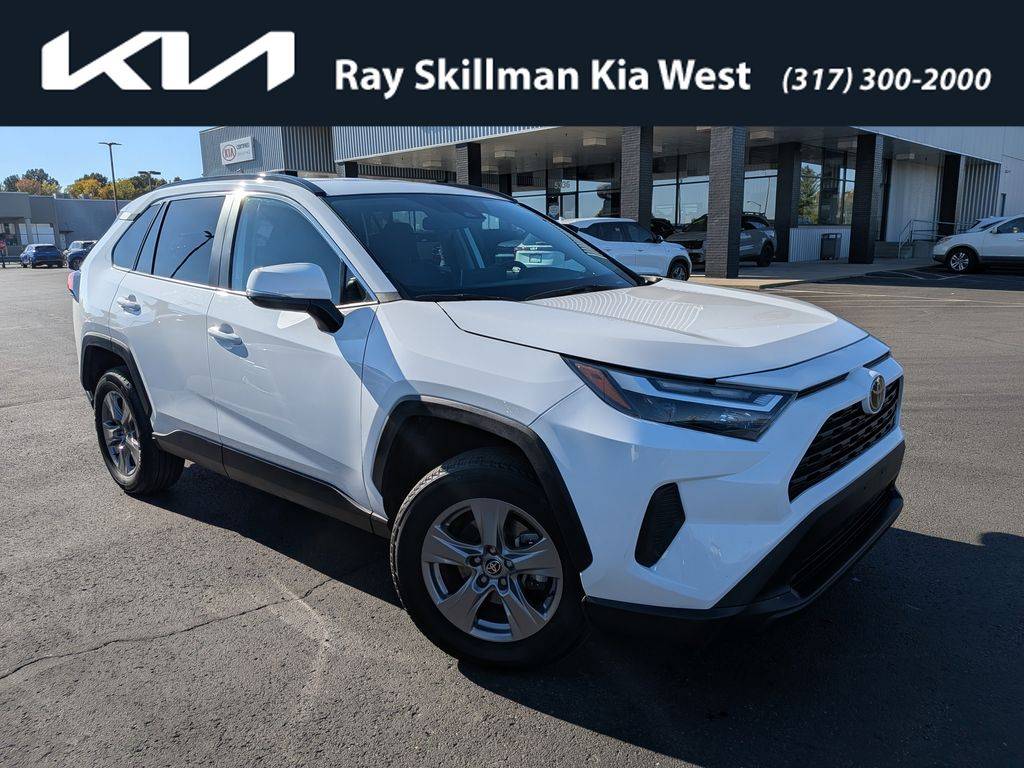 2024 Toyota RAV4 XLE — SUV — 32,571 mi — Indianapolis, IN