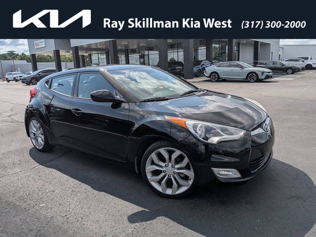 2013 Hyundai Veloster Base — Hatchback — 96,735 mi — Indianapolis, IN
