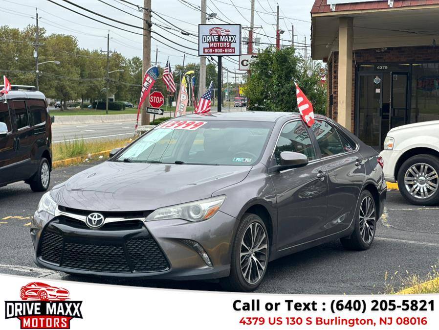 2017 Toyota Camry SE — Sedan — 94,871 mi — Burlington, NJ
