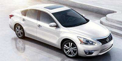 2015 Nissan Altima 2.5 SV — Sedan — 130,000 mi — Burlington, NJ