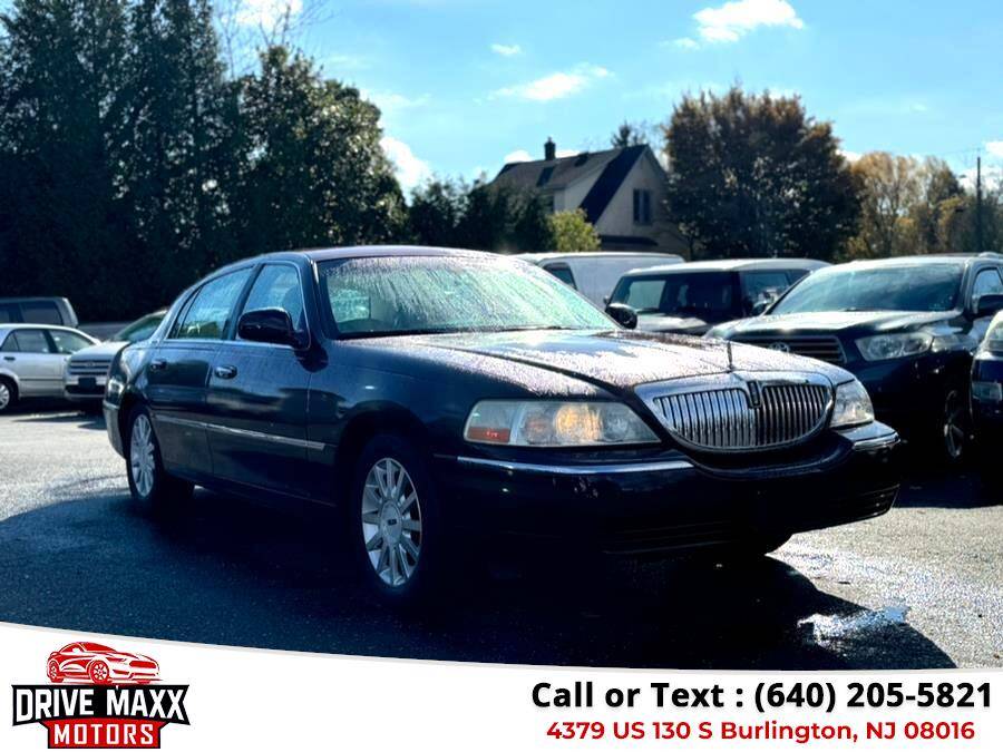 2007 Lincoln Town Car Signature — Sedan — 59,348 mi — Burlington, NJ