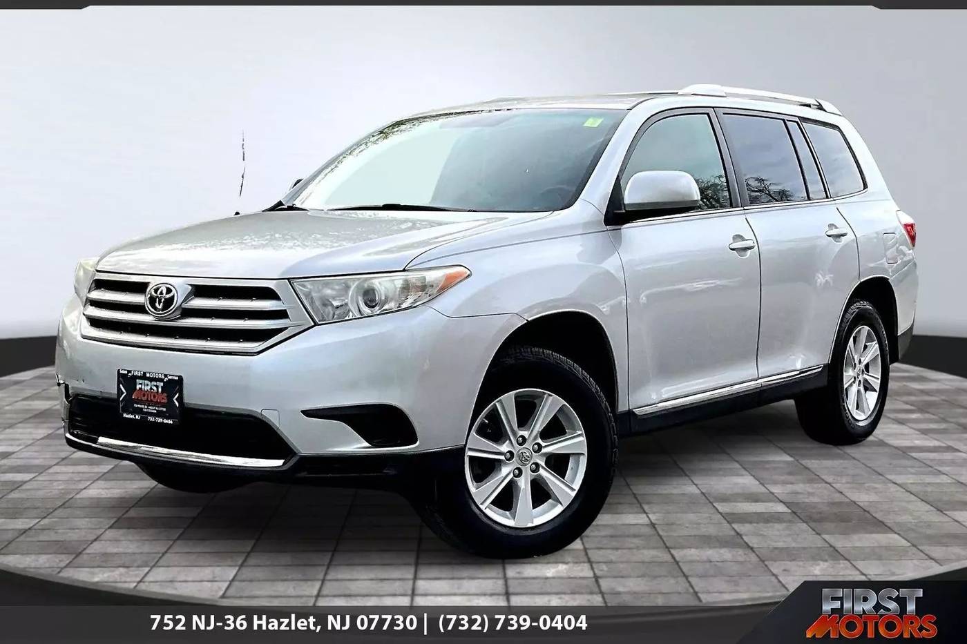 2011 Toyota Highlander SE V6 — SUV — 79,655 mi — Hazlet, NJ