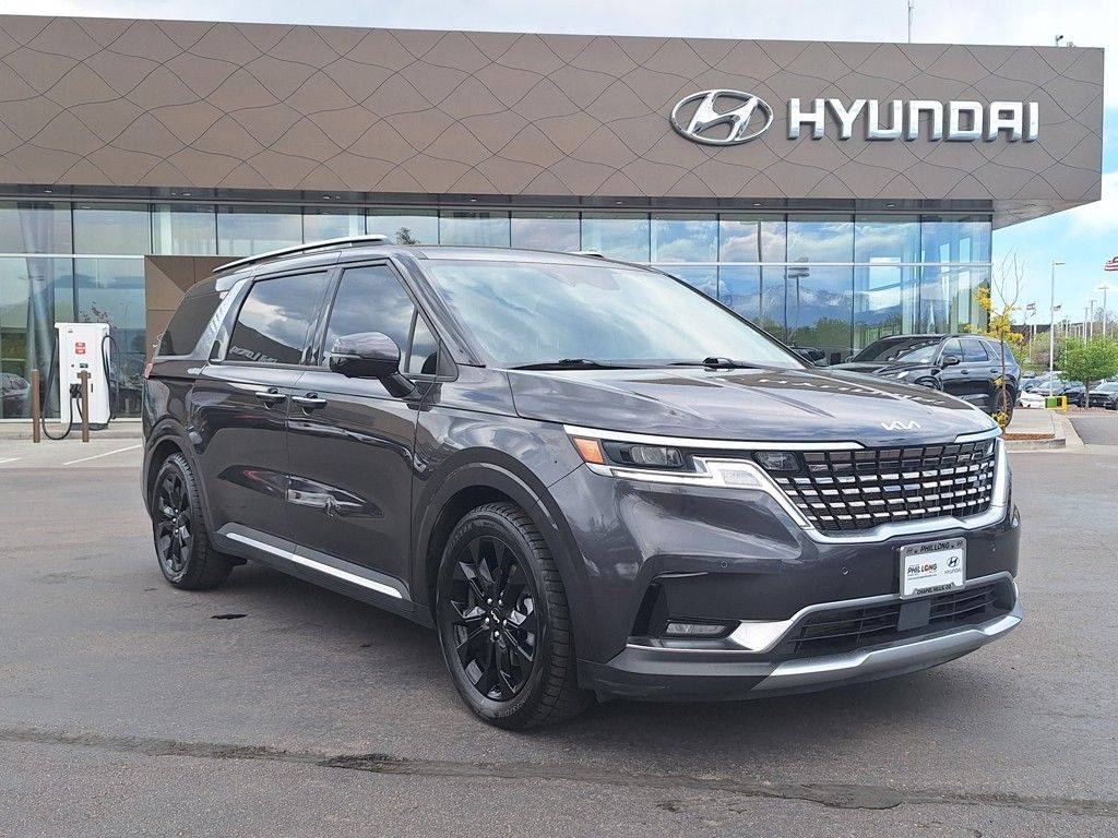 2022 Kia Carnival SX — Minivan — 25 mi — Colorado Springs, CO