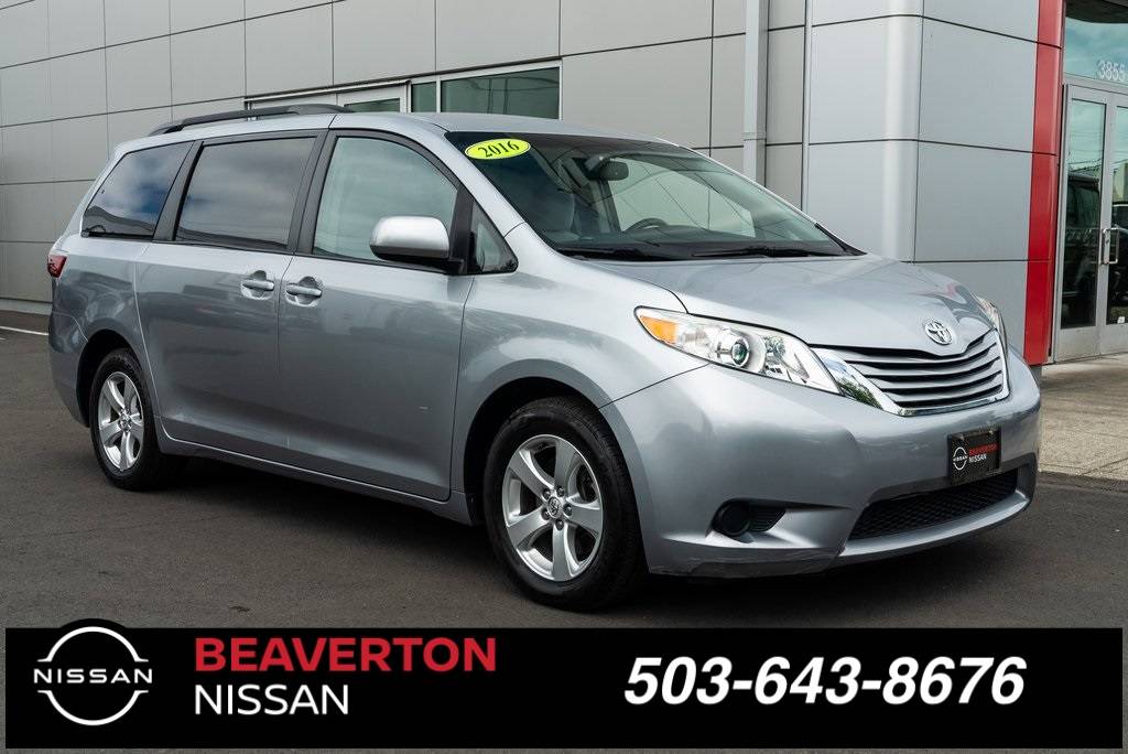 2016 Toyota Sienna L — Minivan — 82,163 mi — Beaverton, OR