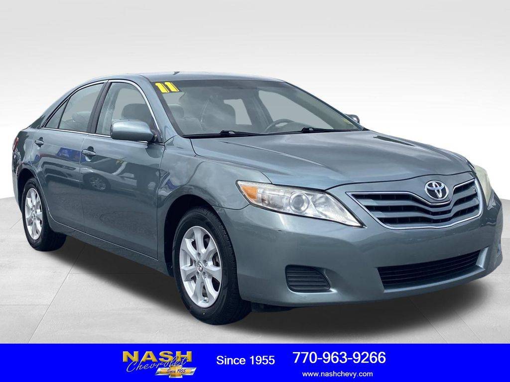 2011 Toyota Camry LE — Sedan — 115,584 mi — Lawrenceville, GA