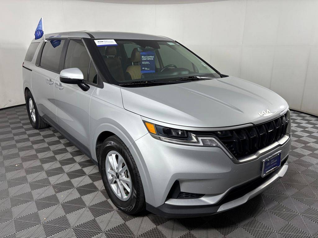 2023 Kia Carnival LXS — Minivan — 45,057 mi — Colorado Springs, CO
