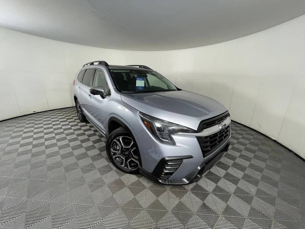 2023 Subaru Ascent Limited — SUV — 25,047 mi — Colorado Springs, CO