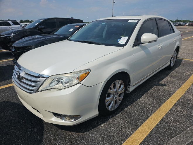 2012 Toyota Avalon Base — Sedan — 153,468 mi — Aransas Pass, TX
