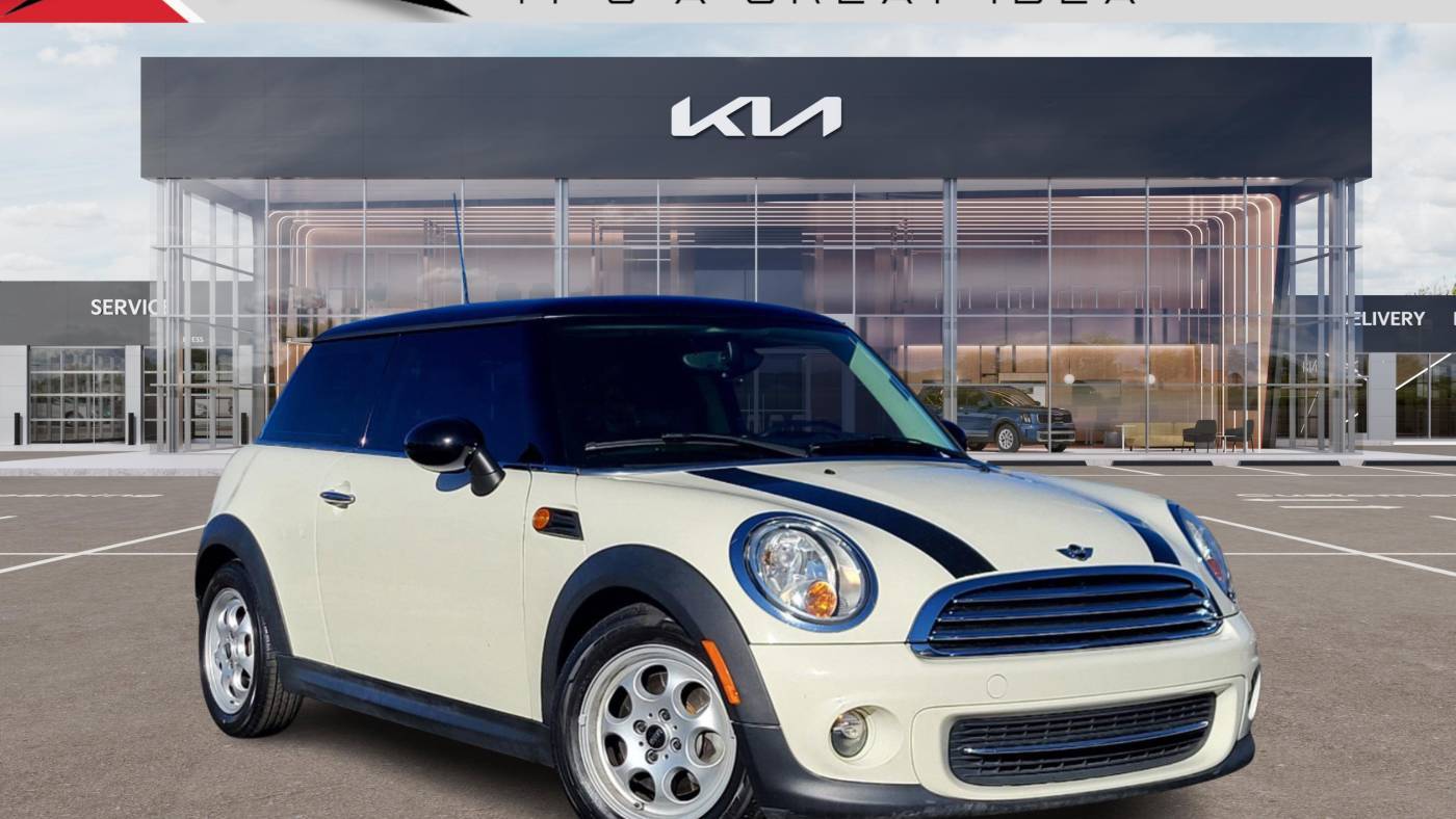 2013 MINI Hardtop Cooper — Hatchback — 77,881 mi — Colorado Springs, CO