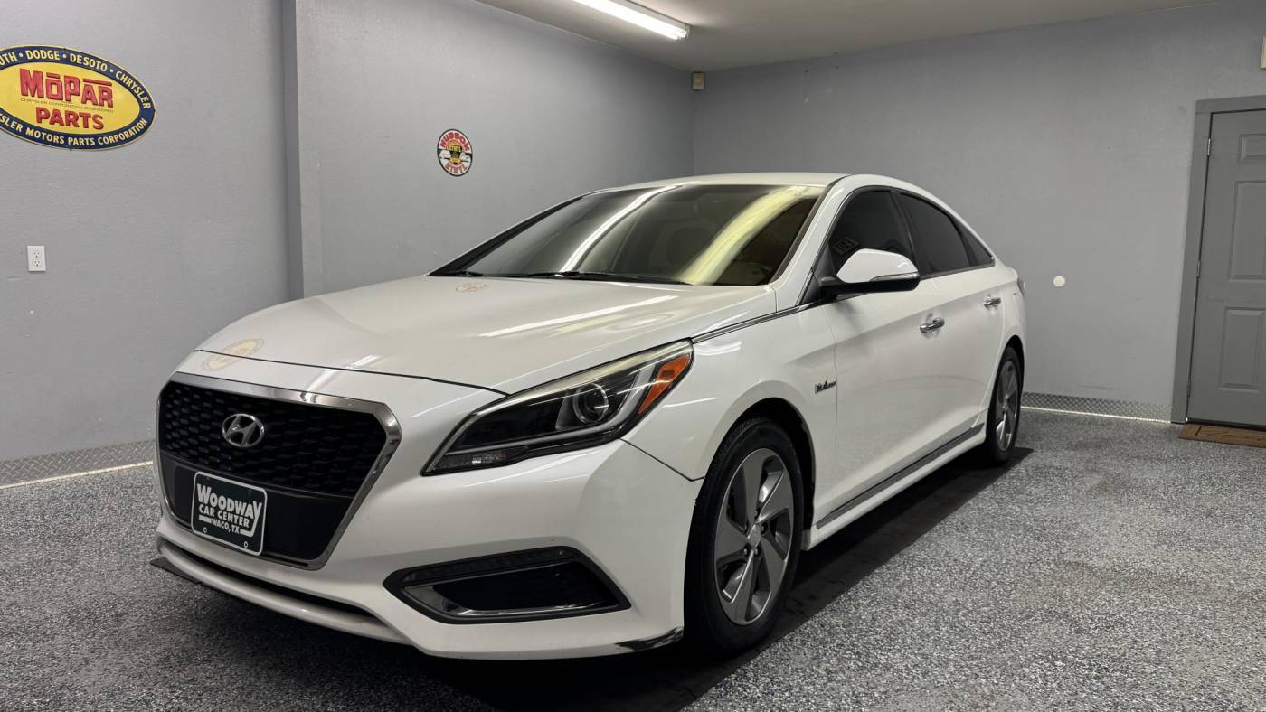 2017 Hyundai Sonata Hybrid Limited — Sedan — 98,590 mi — Woodway, TX