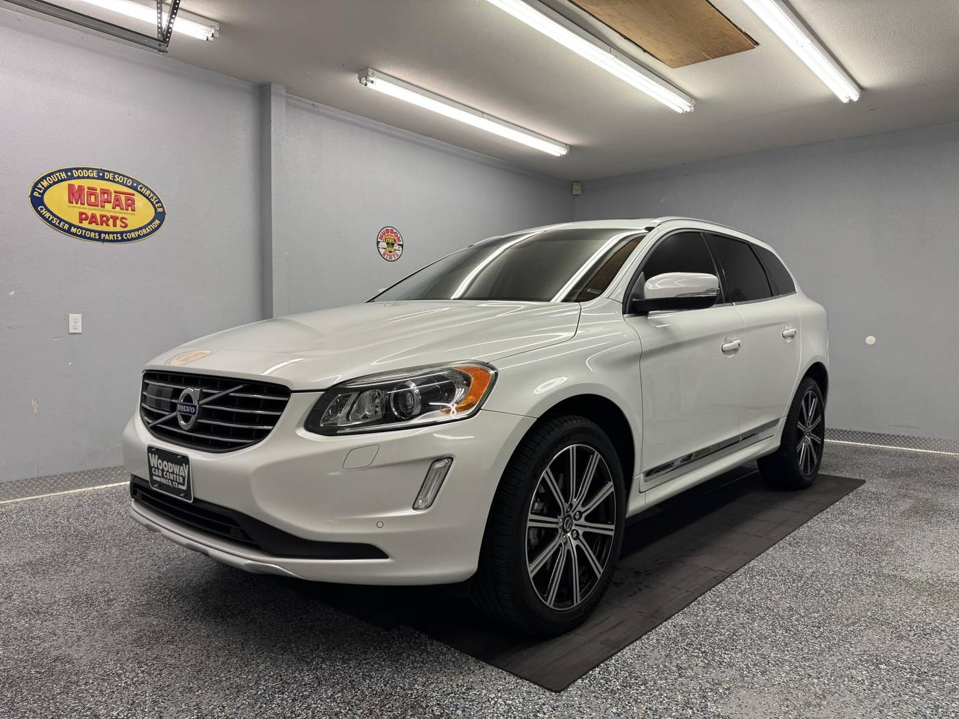2015 Volvo XC60 T5 Drive-E Platinum — SUV — 72,469 mi — Woodway, TX