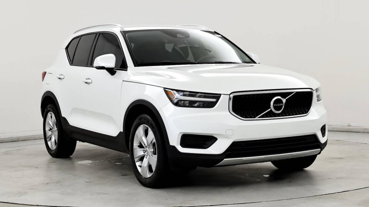 2022 Volvo XC40 Momentum — SUV — 30,971 mi — Warrensville Heights, OH