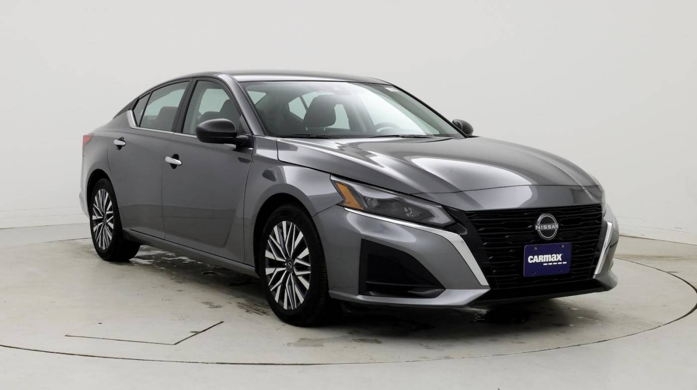 2024 Nissan Altima SV — Sedan — 15,534 mi — Warrensville Heights, OH