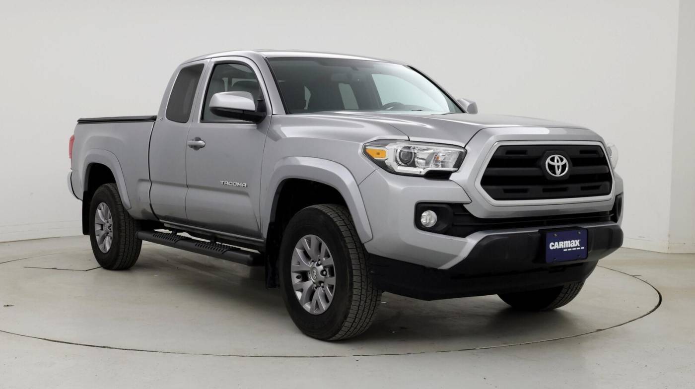 2017 Toyota Tacoma SR5 — Pickup Truck — 42,128 mi — Warrensville Heights, OH