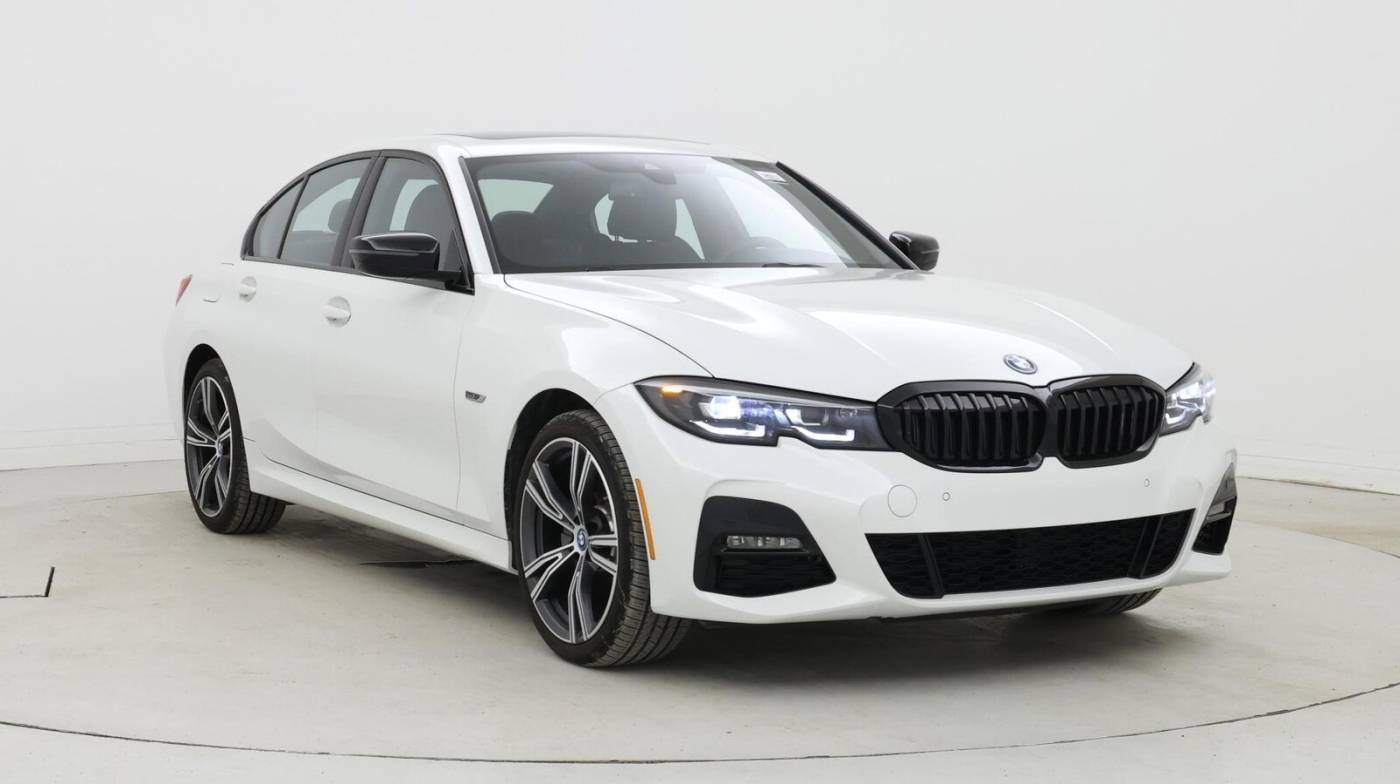 2022 BMW 3 Series 330e — Sedan — 5,750 mi — Warrensville Heights, OH