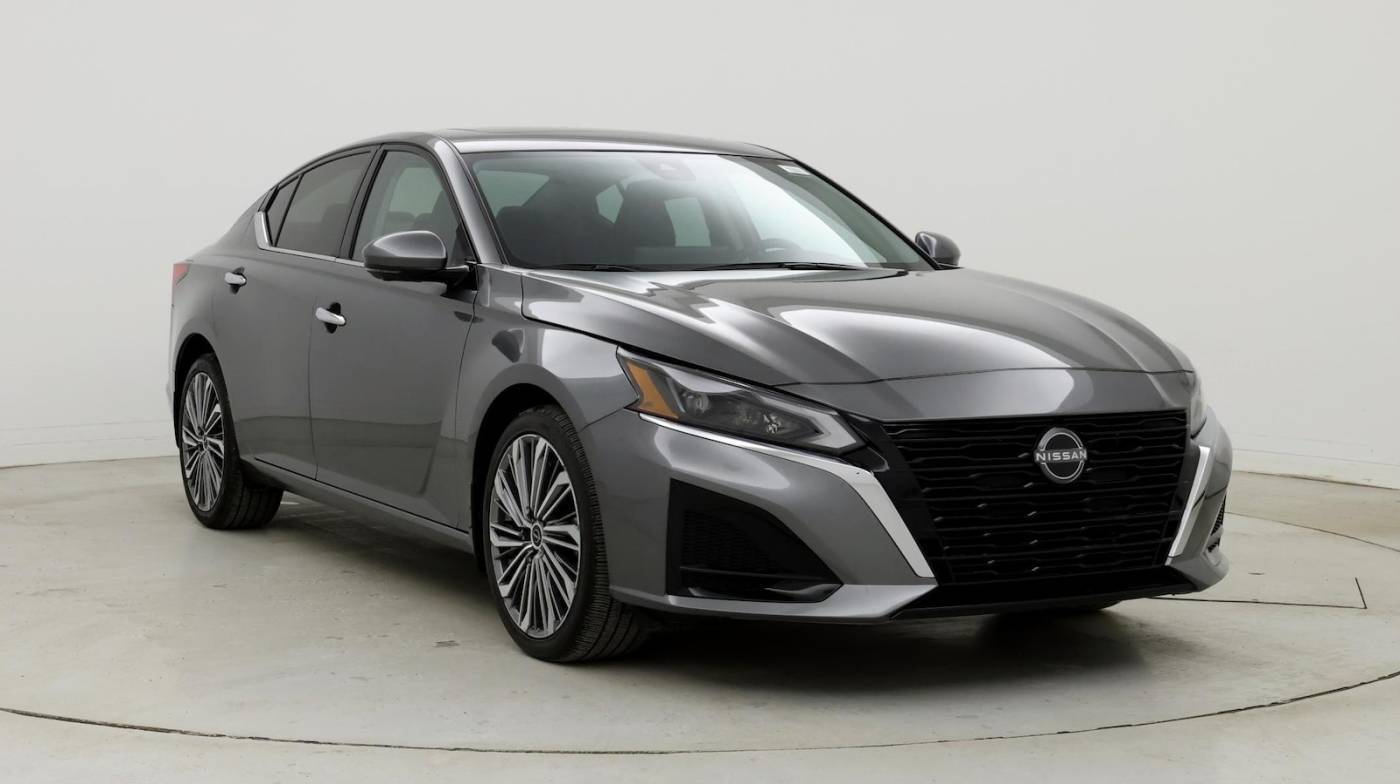 2023 Nissan Altima SL — Sedan — 15,192 mi — Warrensville Heights, OH
