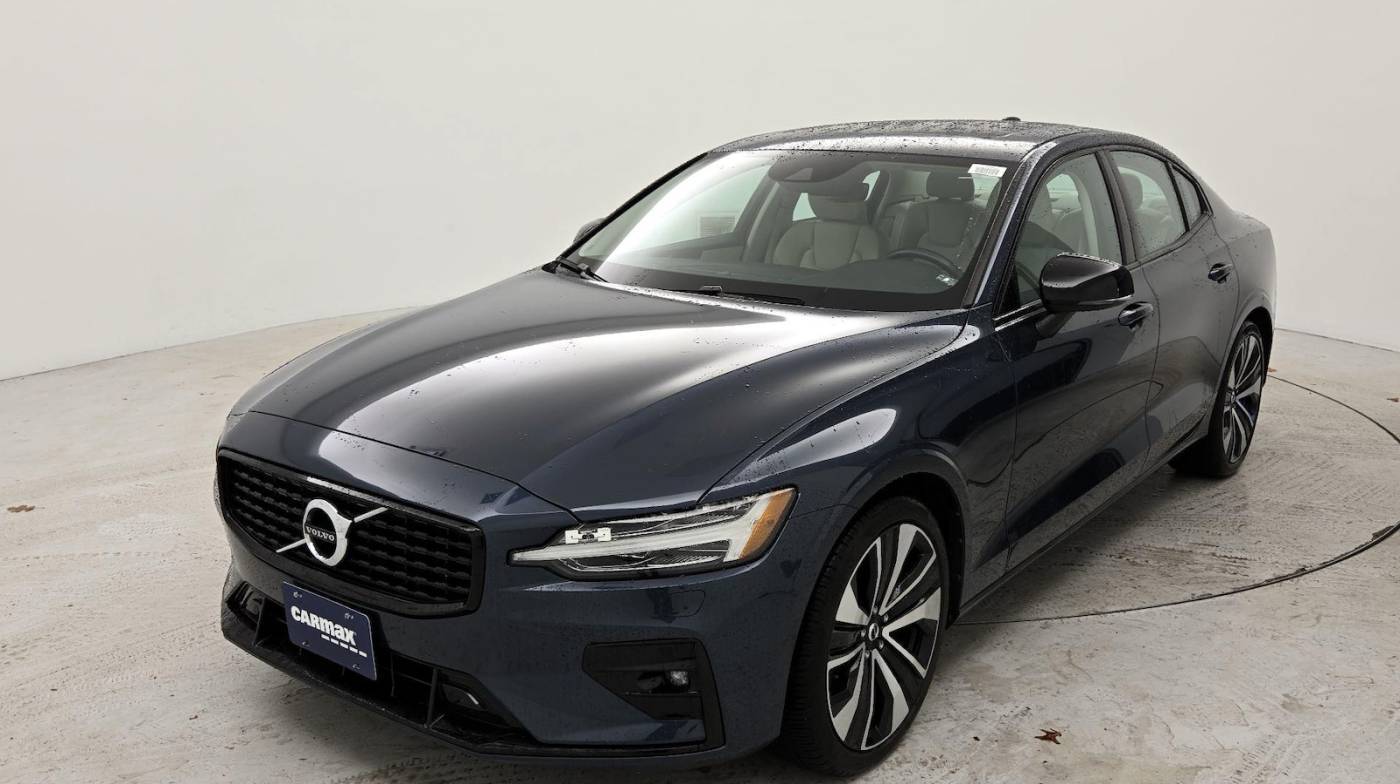 2022 Volvo S60 Momentum — Sedan — 40,292 mi — Warrensville Heights, OH