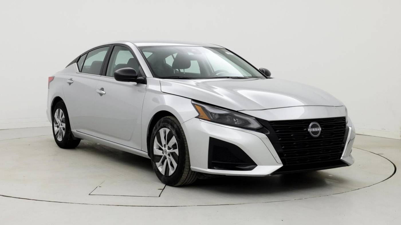 2024 Nissan Altima S — Sedan — 17,493 mi — Warrensville Heights, OH