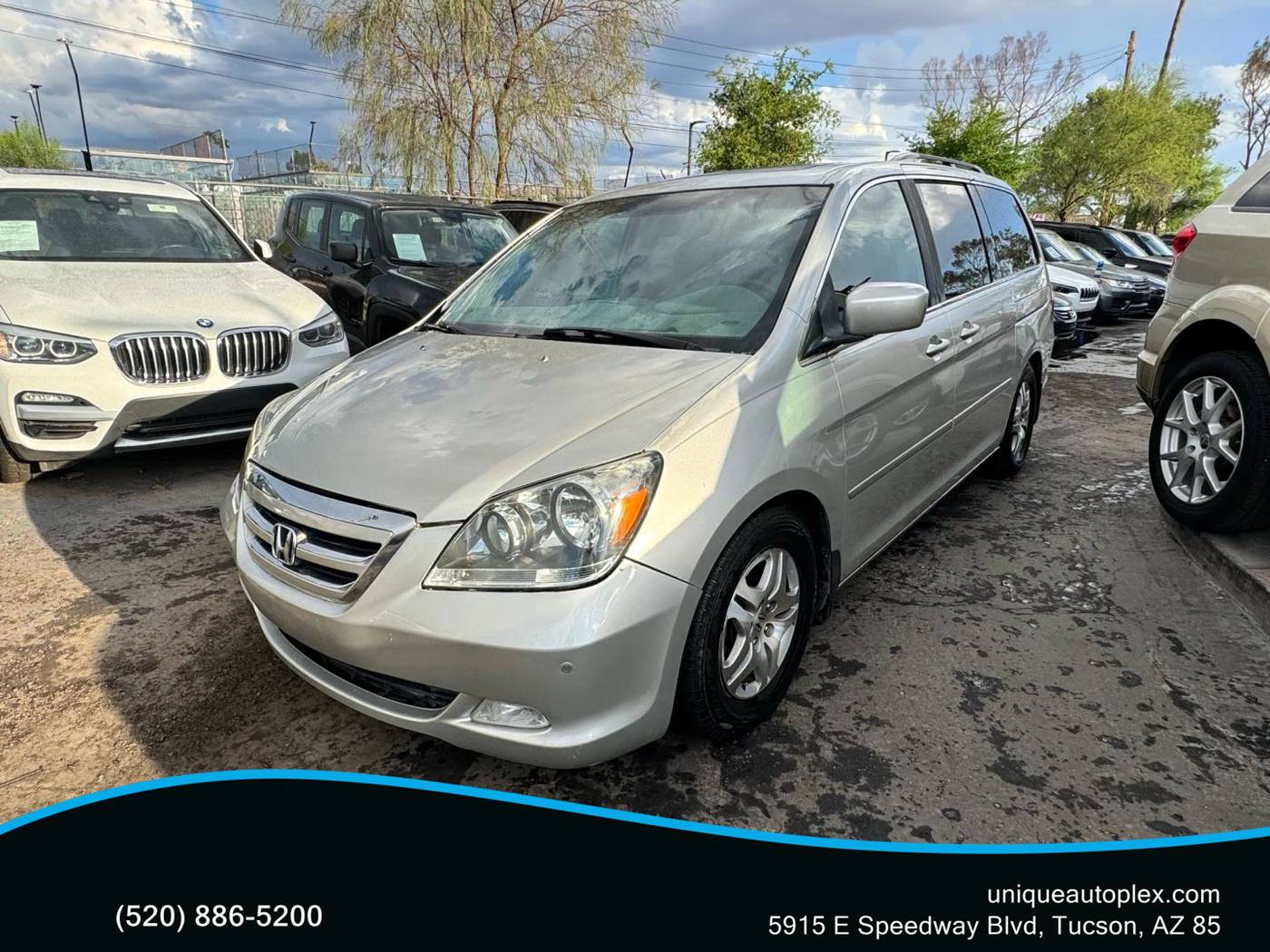 2007 Honda Odyssey Touring — Minivan — 235,671 mi — Tuscon, AZ
