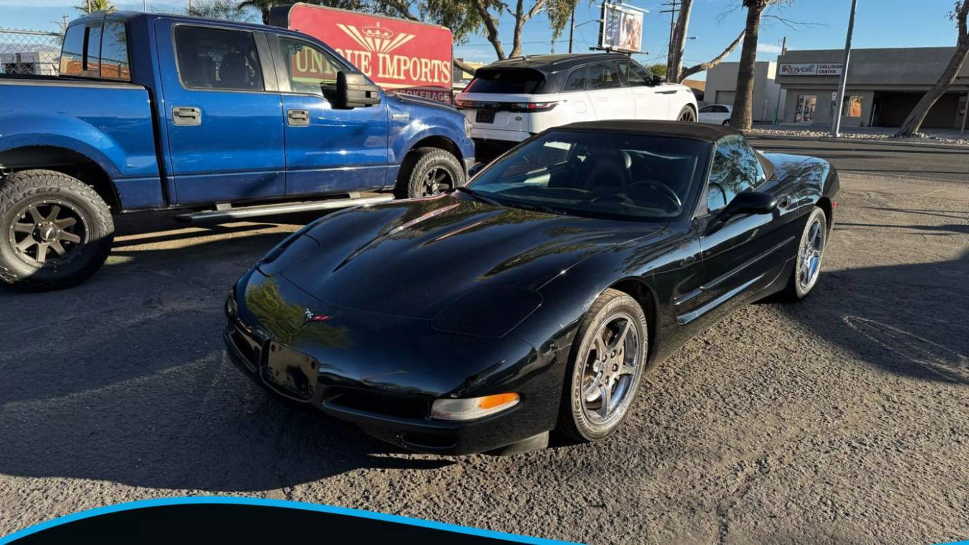 2000 Chevrolet Corvette Base