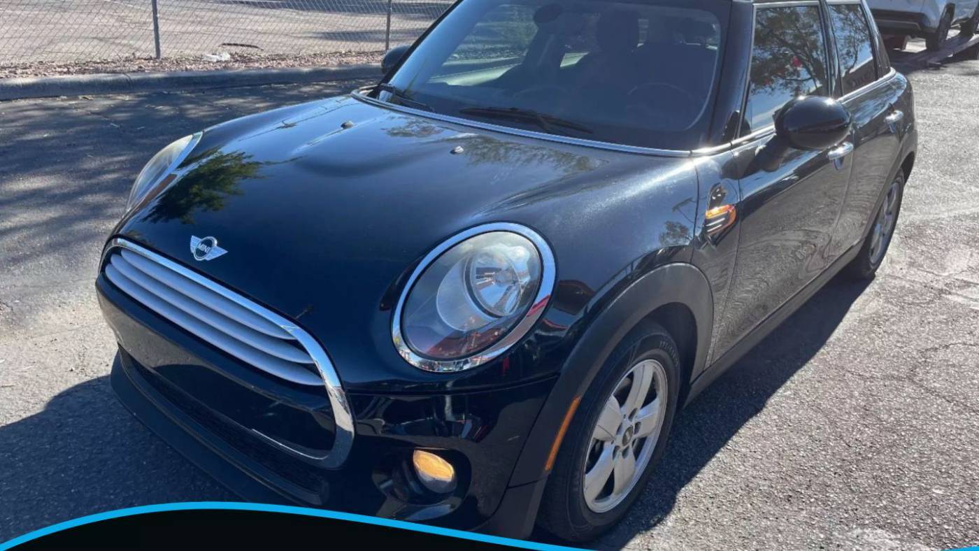 2015 MINI Hardtop Cooper — Hatchback — 82,263 mi — Tuscon, AZ