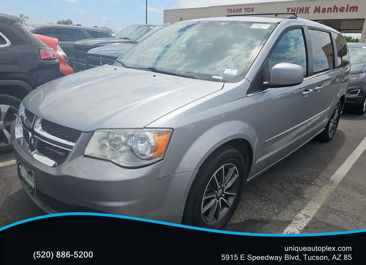 2017 Dodge Grand Caravan SXT — Minivan — 166,825 mi — Tuscon, AZ