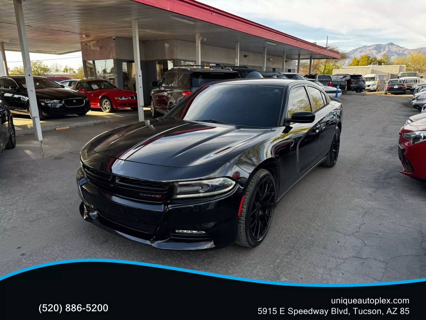 2017 Dodge Charger SXT — Sedan — 101,845 mi — Tuscon, AZ