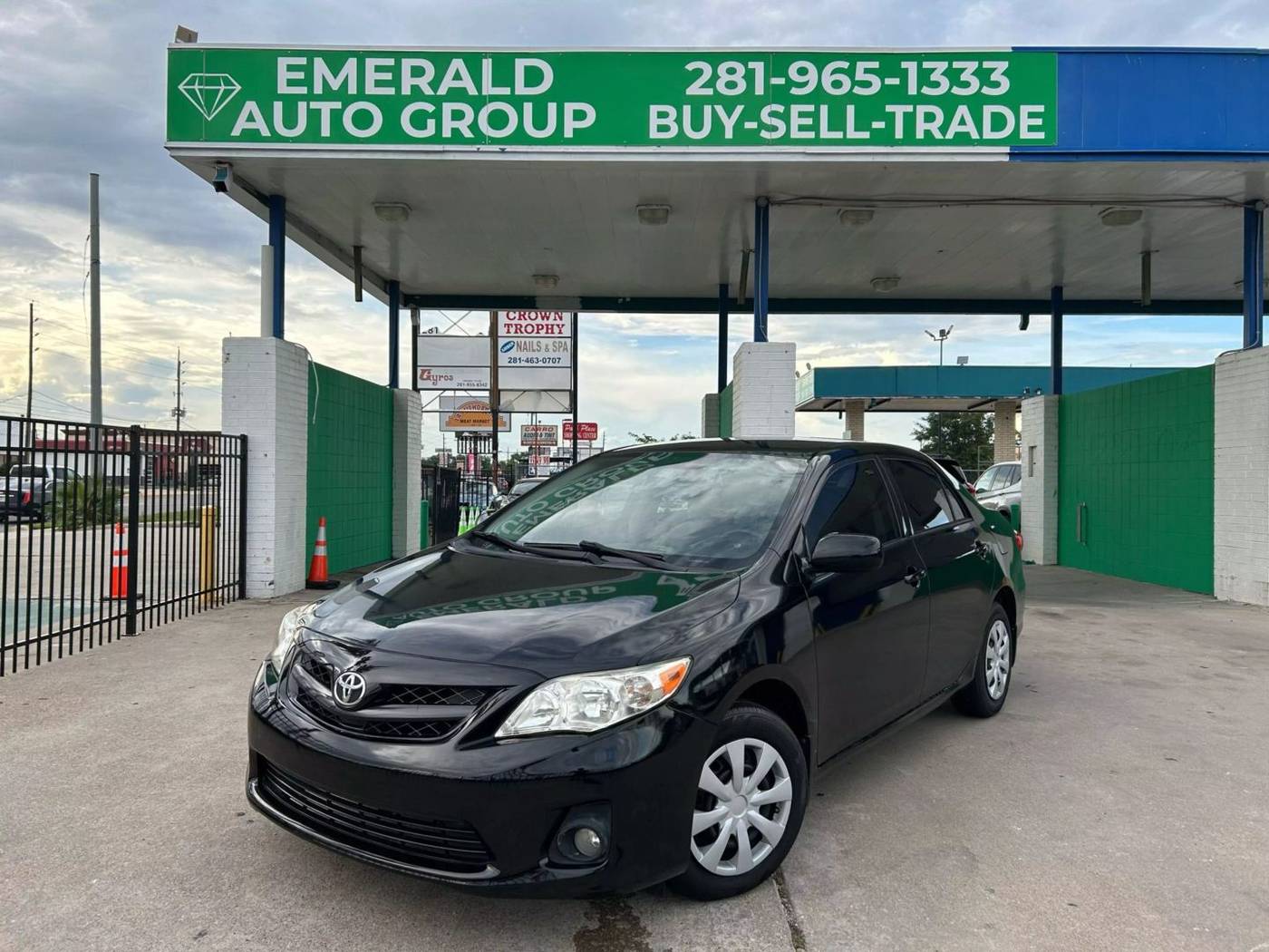 2011 Toyota Corolla LE — Sedan — 93,575 mi — Houston, TX
