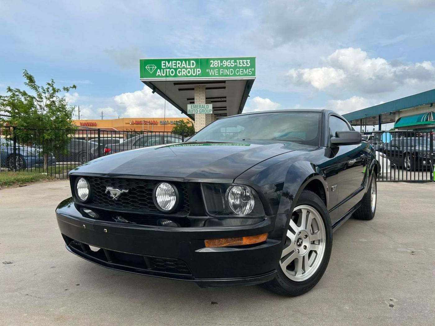 2006 Ford Mustang GT Premium — Coupe — 77,396 mi — Houston, TX