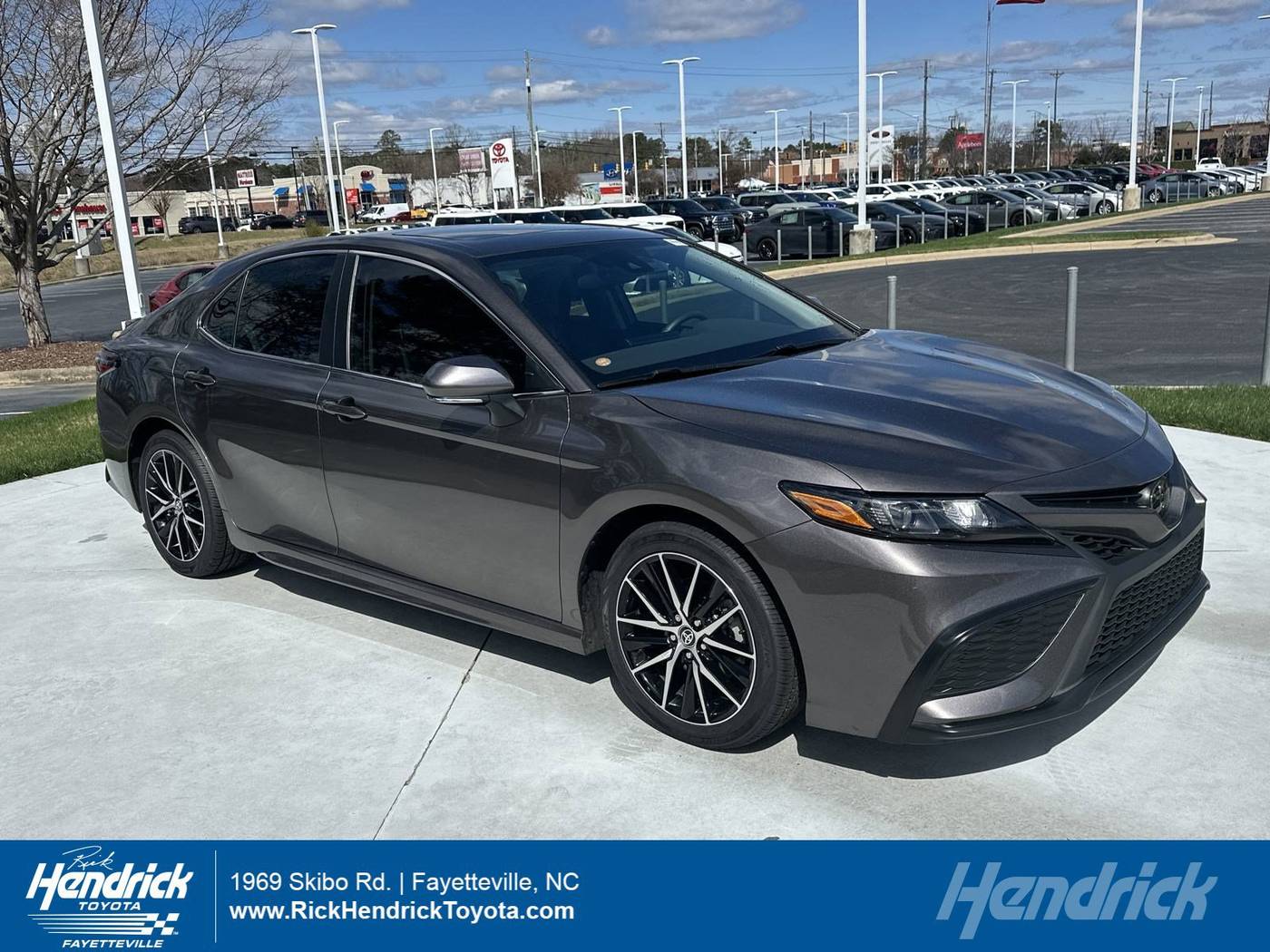 2023 Toyota Camry SE — Sedan — 38,414 mi — Fayetteville, NC