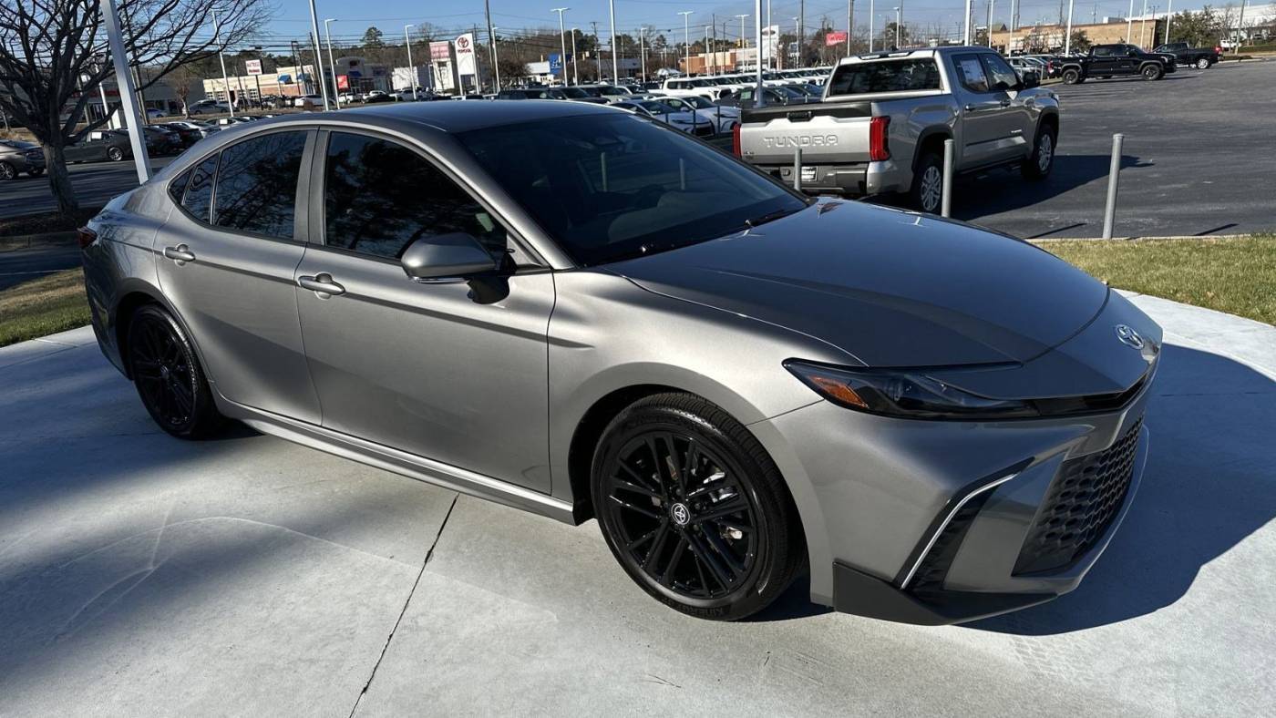 2025 Toyota Camry SE — Sedan — 3,475 mi — Fayetteville, NC
