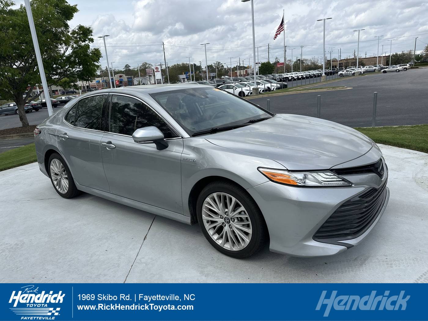 2019 Toyota Camry Hybrid XLE — Sedan — 55,185 mi — Fayetteville, NC
