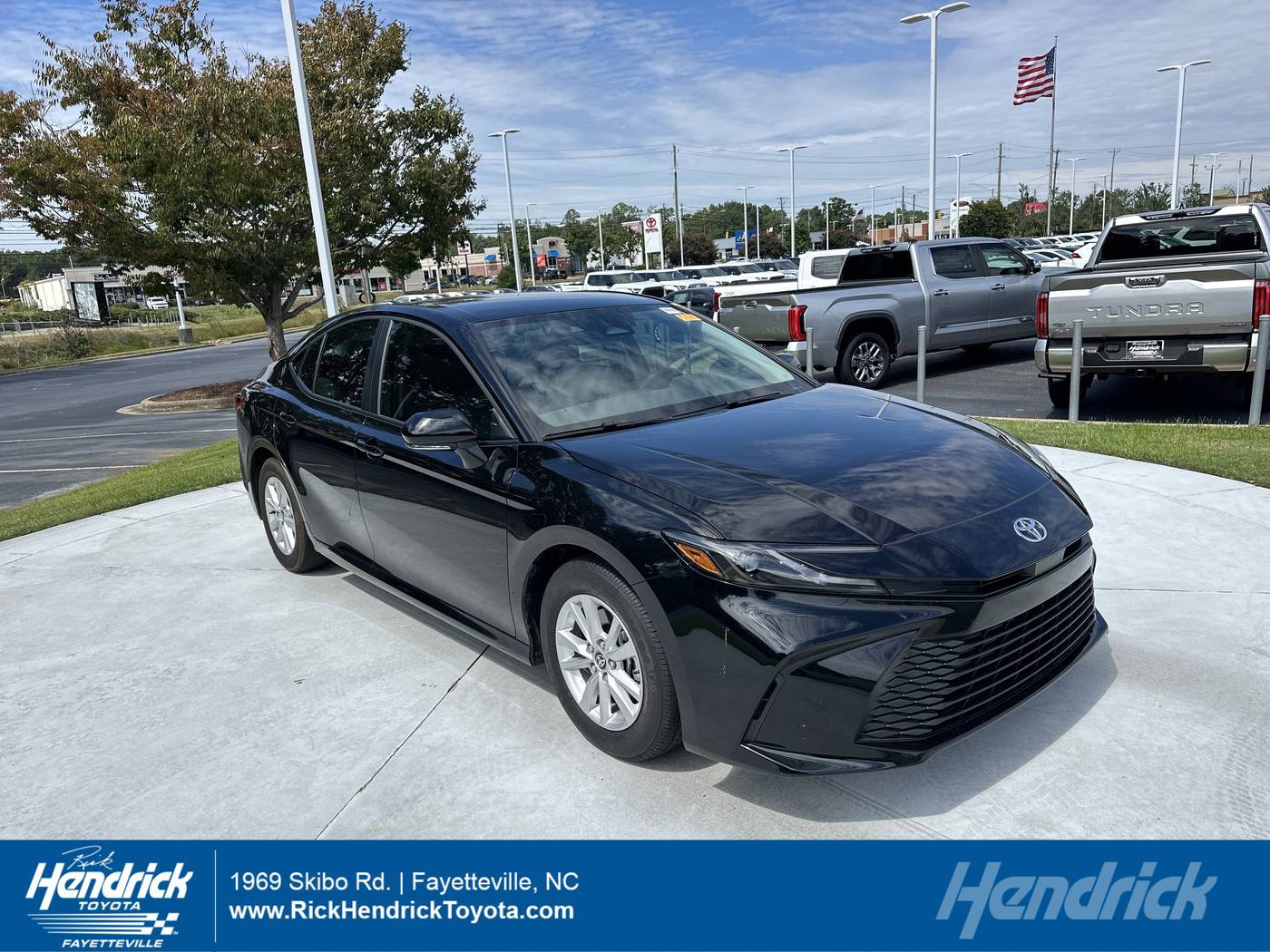 2025 Toyota Camry Hybrid LE — Sedan — 4,000 mi — Fayetteville, NC