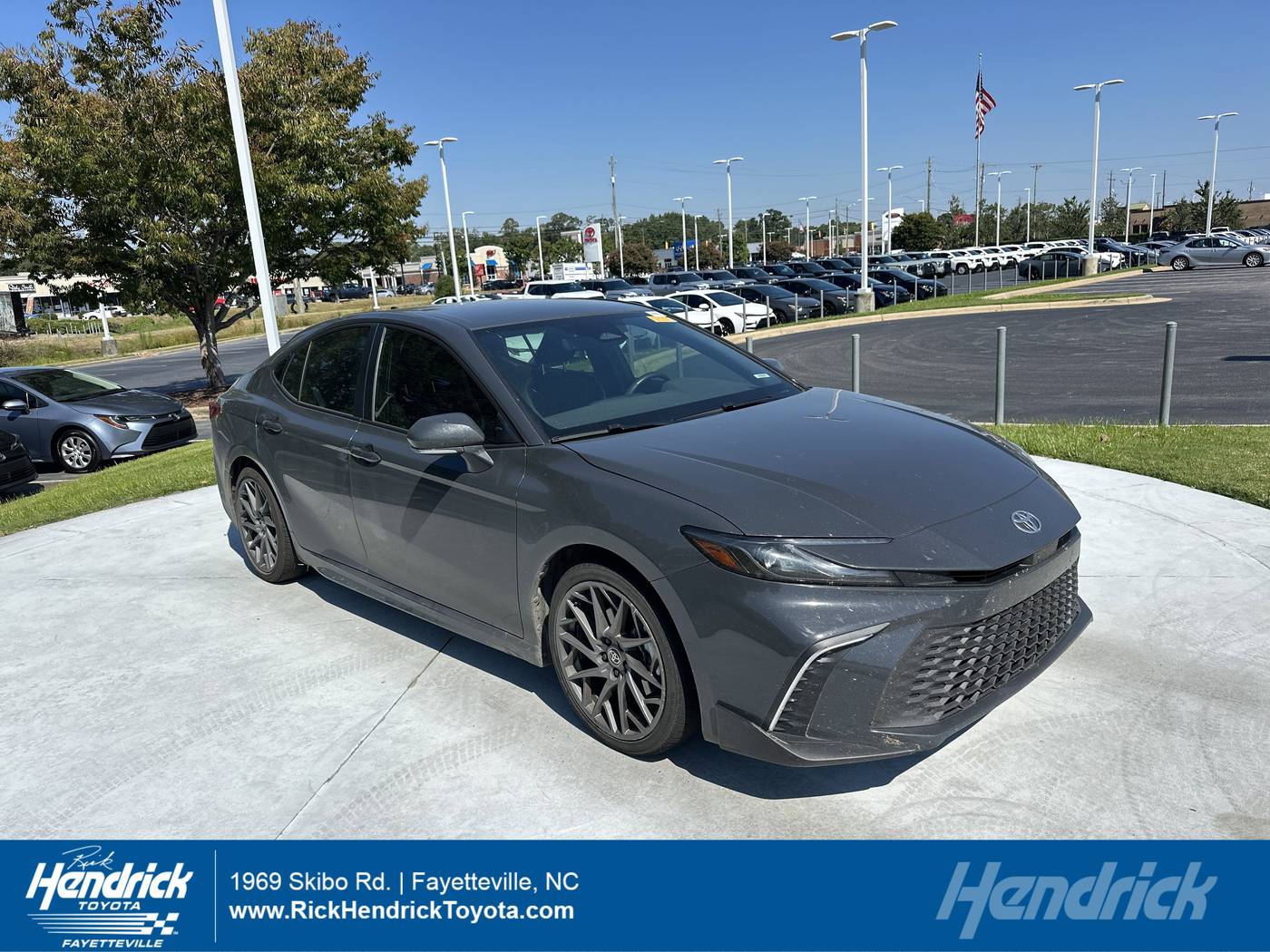 2025 Toyota Camry Hybrid SE — Sedan — 32,548 mi — Fayetteville, NC