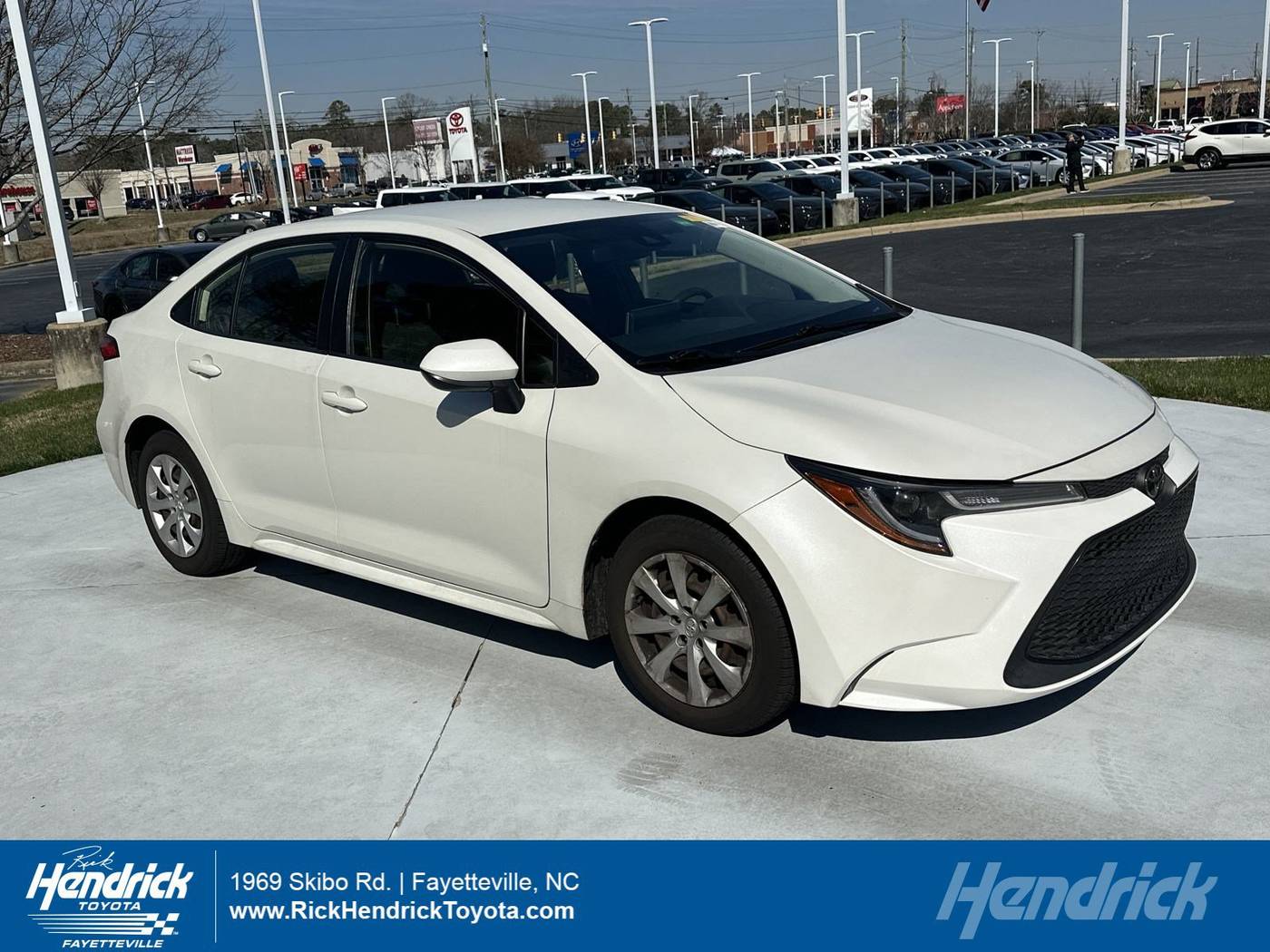 2020 Toyota Corolla LE — Sedan — 99,892 mi — Fayetteville, NC