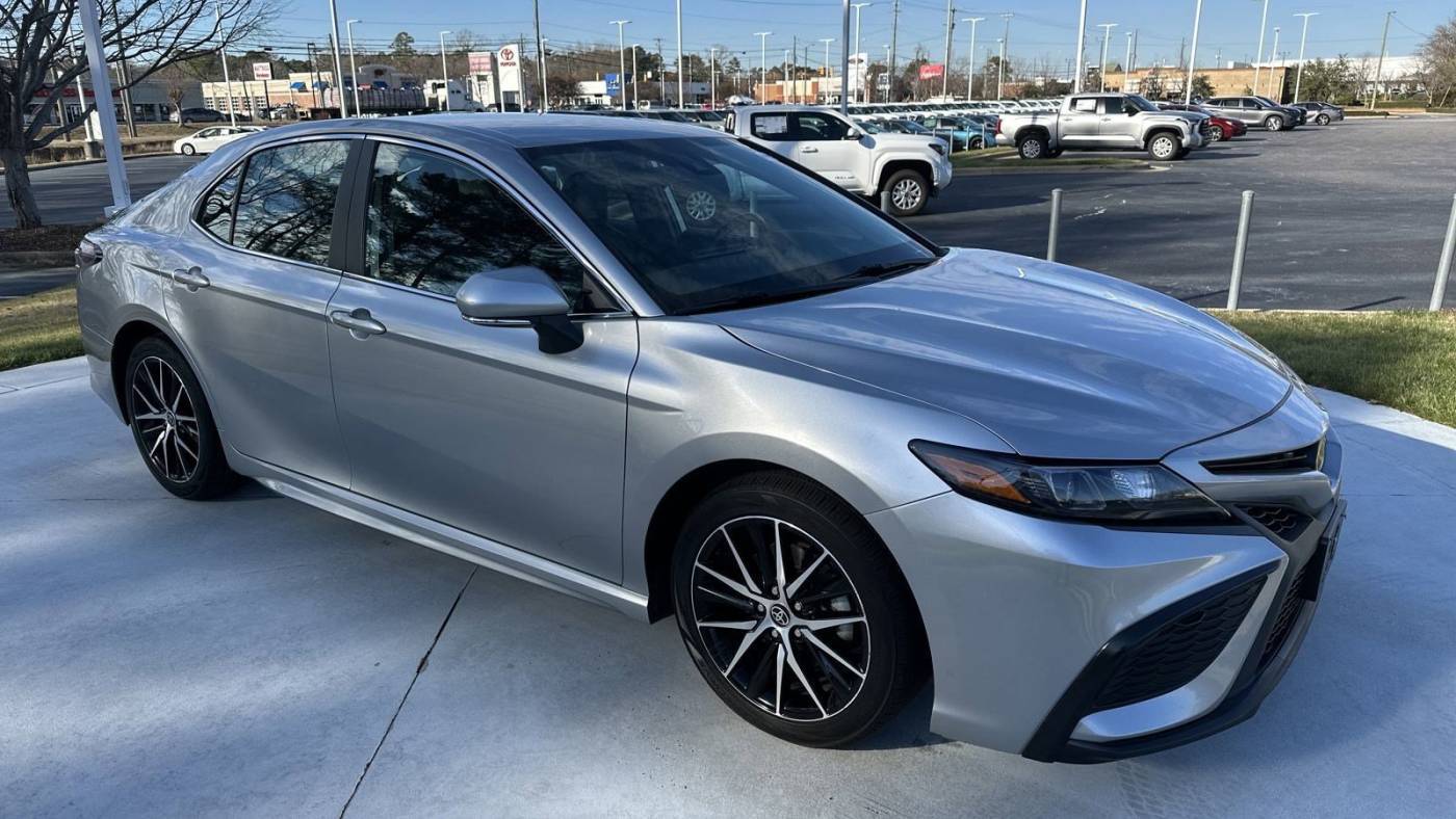 2022 Toyota Camry SE — Sedan — 56,739 mi — Fayetteville, NC