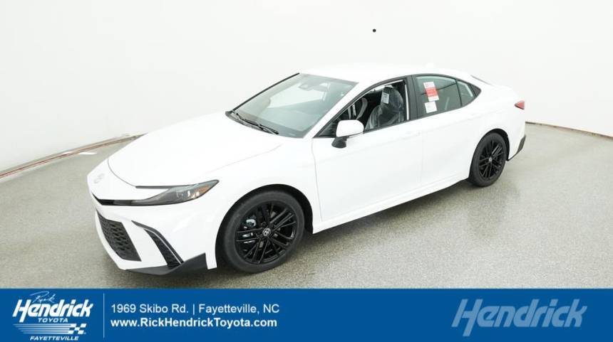 2025 Toyota Camry Hybrid SE — Sedan — 1,529 mi — Fayetteville, NC