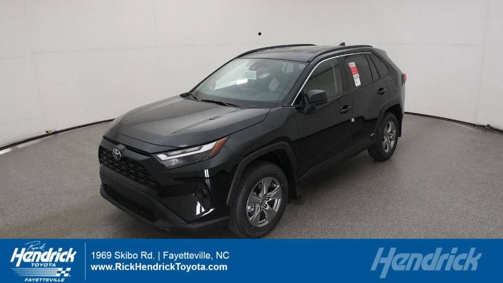2025 Toyota RAV4 Hybrid LE — SUV — 5,000 mi — Fayetteville, NC