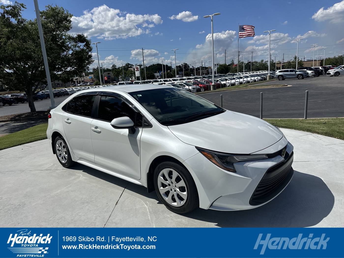 2025 Toyota Corolla LE — Sedan — 5,019 mi — Fayetteville, NC