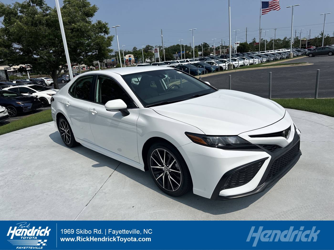 2022 Toyota Camry SE — Sedan — 53,114 mi — Fayetteville, NC