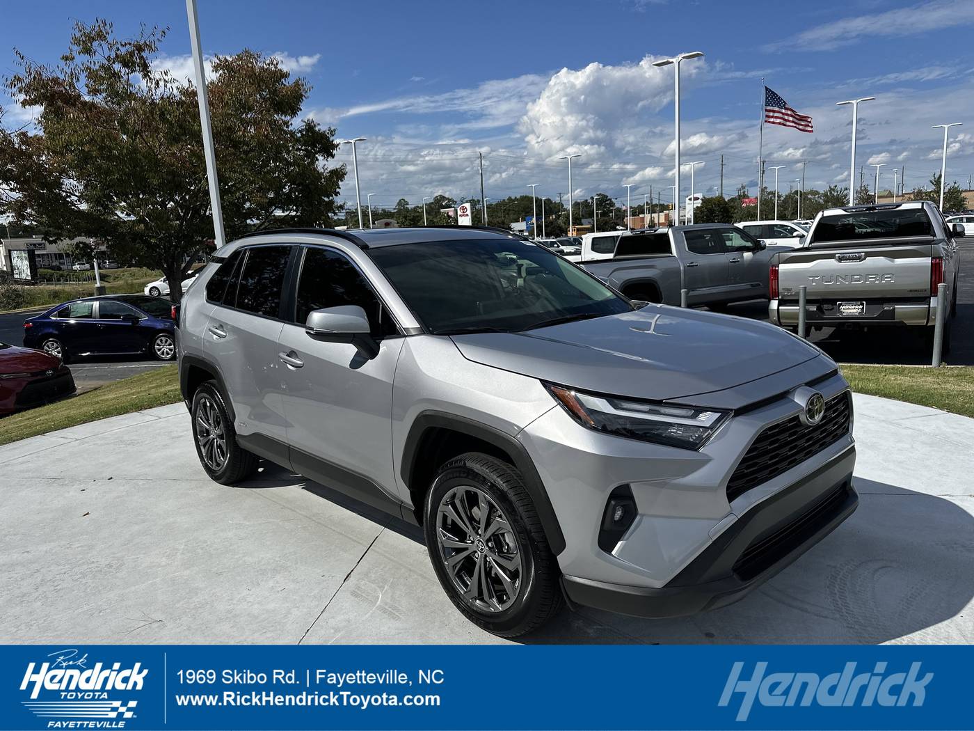 2025 Toyota RAV4 Hybrid XLE Premium — SUV — 5,556 mi — Fayetteville, NC
