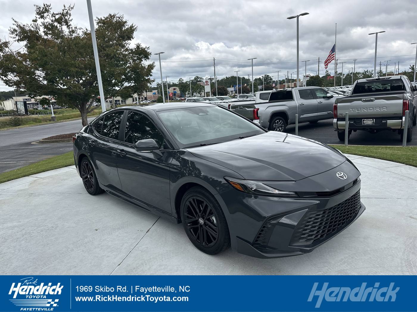 2025 Toyota Camry Hybrid SE — Sedan — 5,619 mi — Fayetteville, NC
