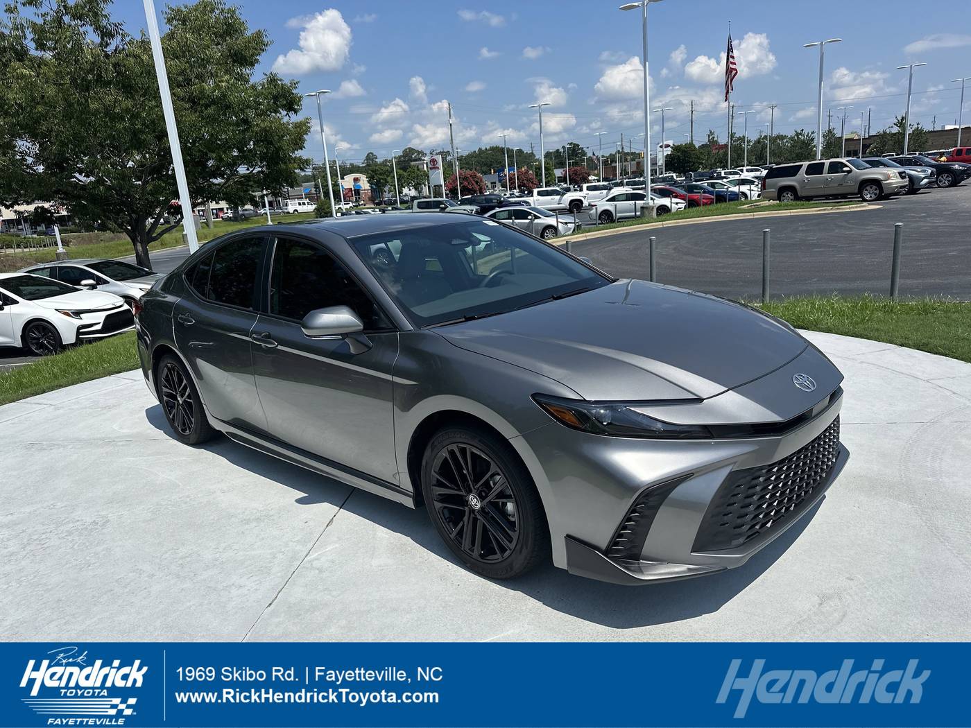 2025 Toyota Camry SE — Sedan — 5,000 mi — Fayetteville, NC
