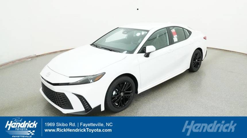 2025 Toyota Camry SE — Sedan — 2,483 mi — Fayetteville, NC