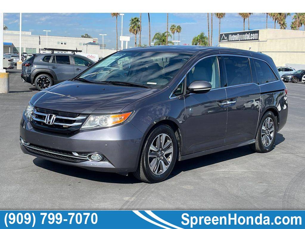 2016 Honda Odyssey Touring Elite — Minivan — 135,262 mi — Loma Linda, CA
