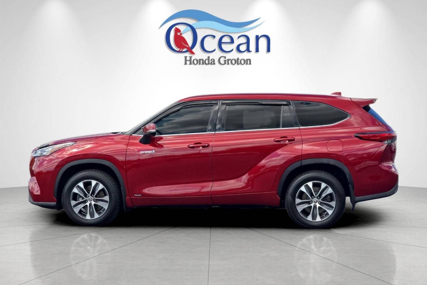 2020 Toyota Highlander Hybrid XLE — SUV — 82,854 mi — Groton, CT